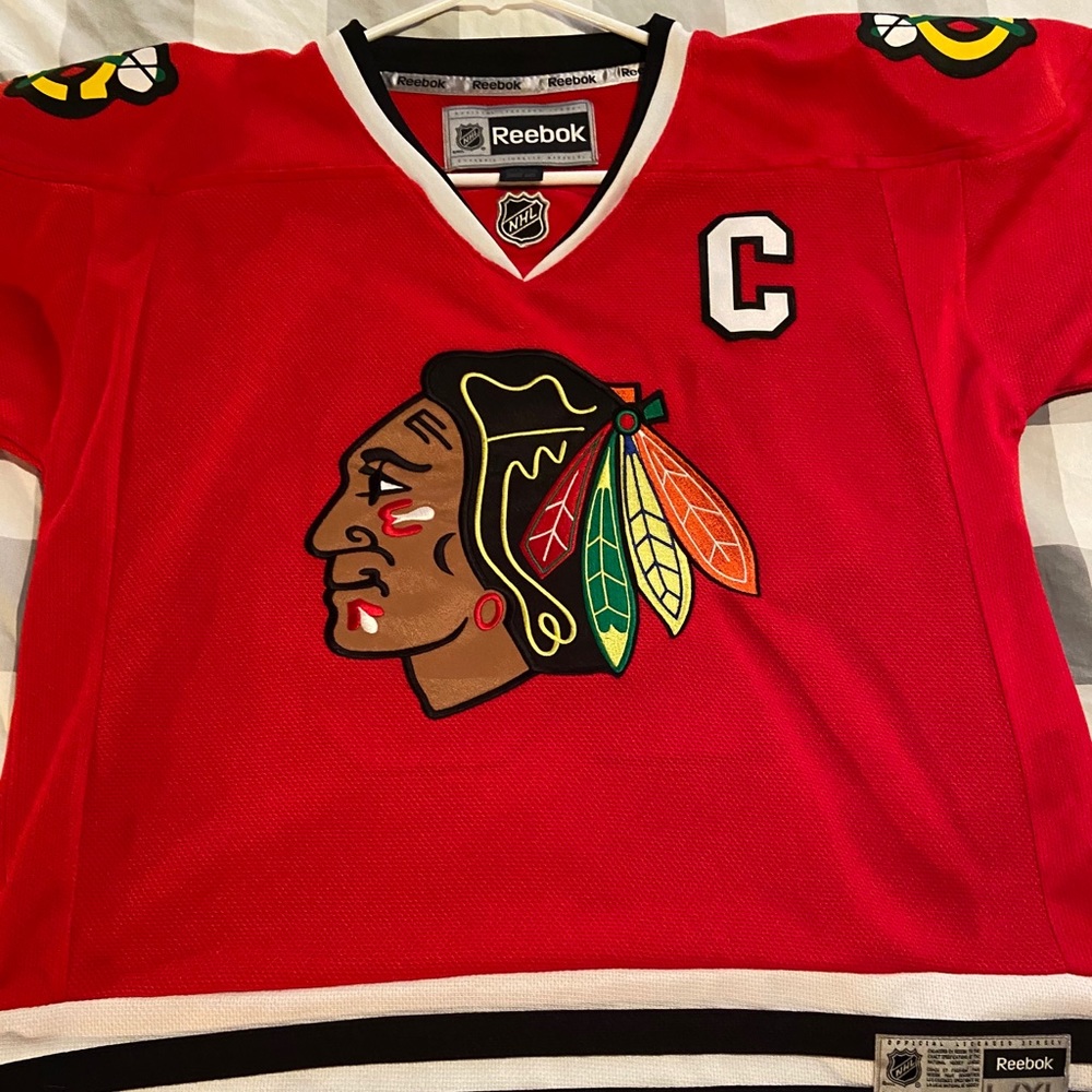 Youth blackhawks jersey